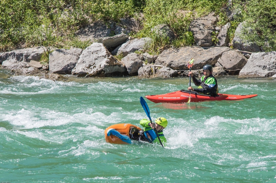 水 自然 スポーツ ボート