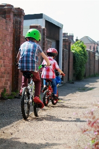 Track road alley bicycle Photo