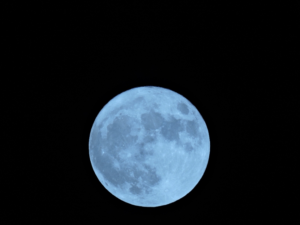 Black and white sky atmosphere moon