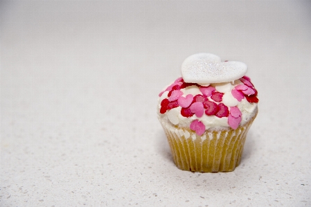 White sweet flower kid Photo