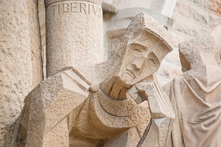 Sand monument statue column Photo