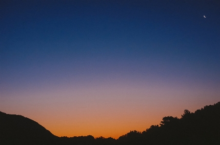 Horizon silhouette mountain cloud Photo