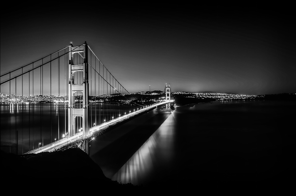 Licht schwarz und weiß
 weiss brücke