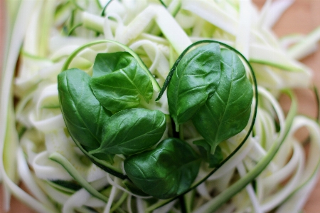 Foto Flor corazón plato alimento