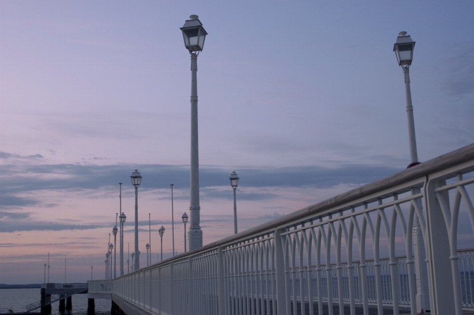 Ponte crepuscolo francia sera