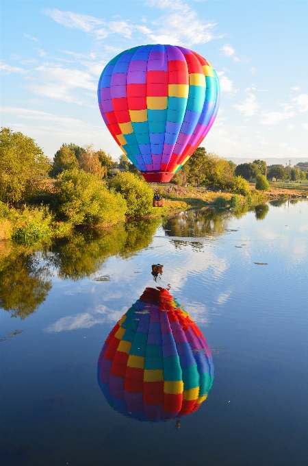 Niebo powietrze balon na gorące