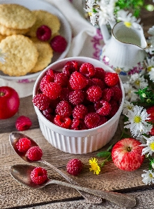 Table nature plant raspberry Photo