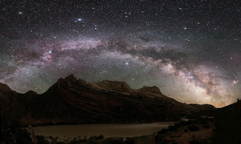 Paesaggio notte via lattea
 cosmo
