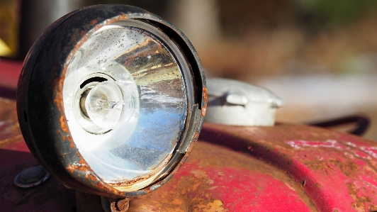 Light tractor wheel glass Photo