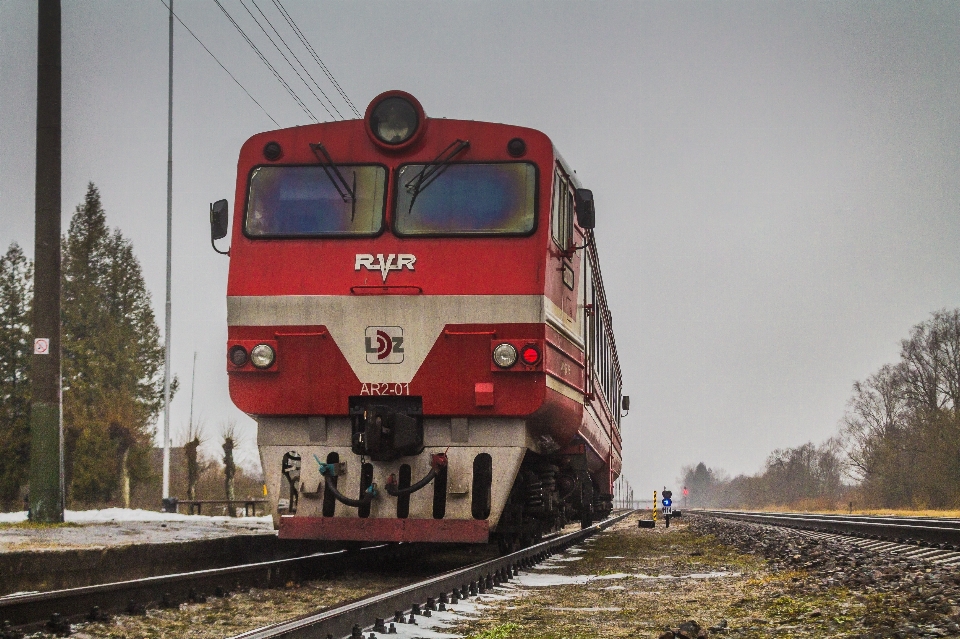 Schiene eisenbahn zug foto