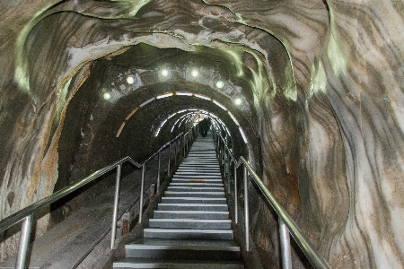 Foto Túnel formação caverna sal