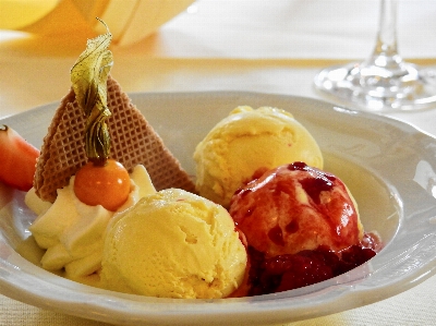 Fruit restaurant ice dish Photo