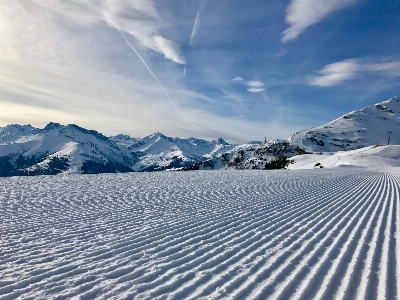 山 雪 冬天 云 照片