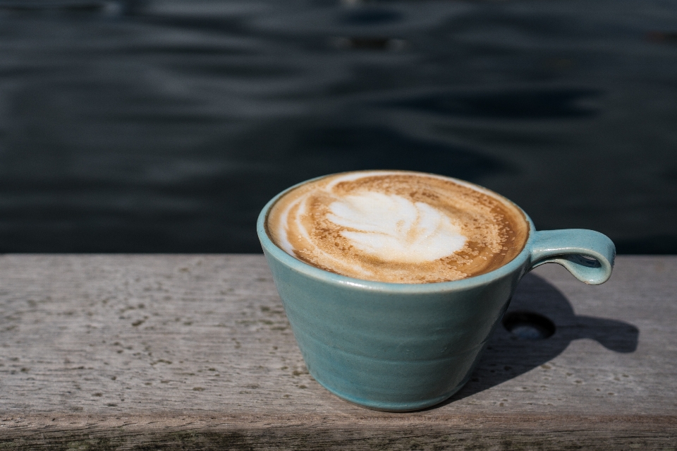 Café manhã xícara com leite