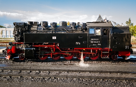 Foto Acompanhar estrada de ferro steam trem