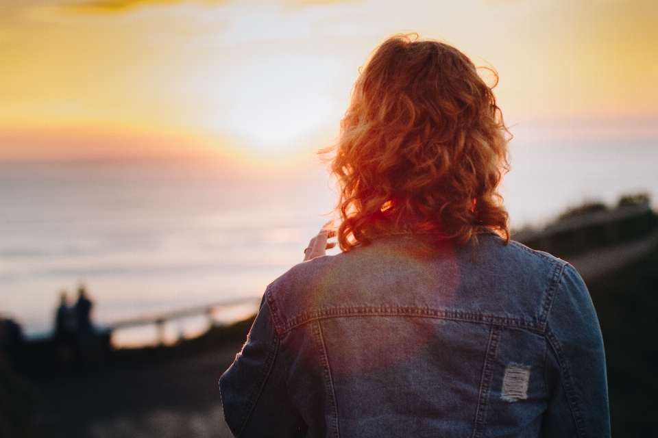 Uomo persona capelli tramonto