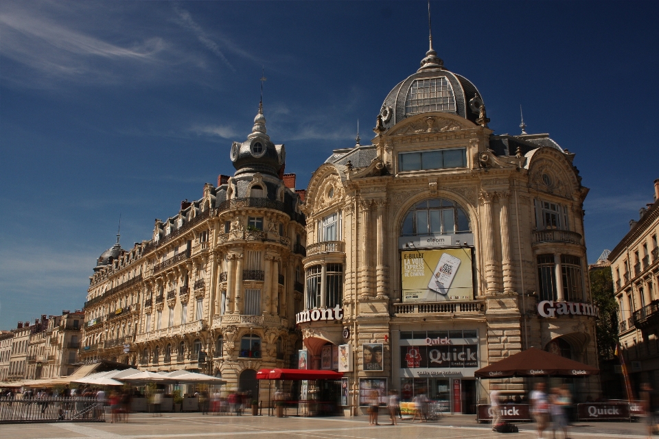 Architecture ville bâtiment palais