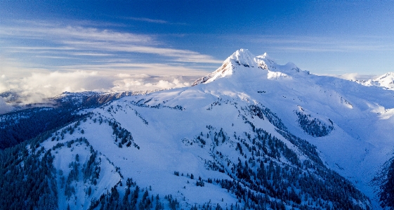 Foto Montaña nieve invierno nube