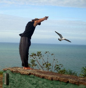 男 ビーチ 海 海岸 写真