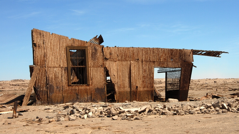 Sand wood hut shack