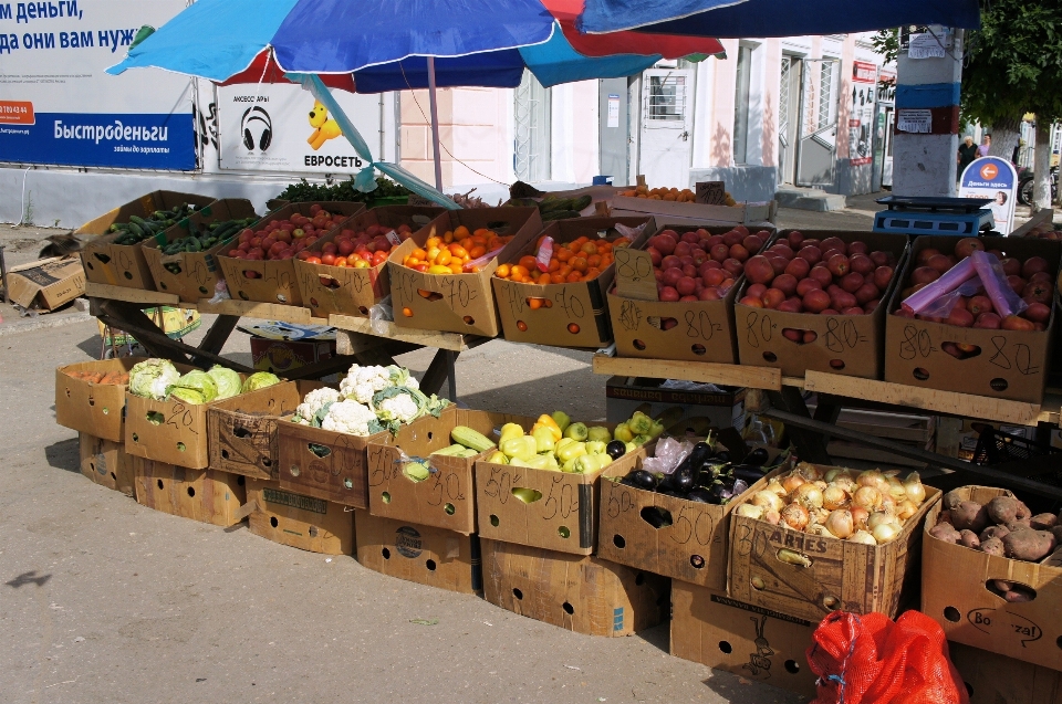 Street fruit city food