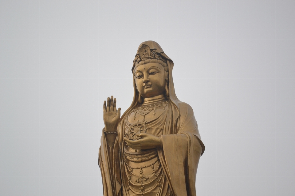 Monument statue buddhismus zen