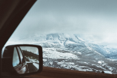 Mountain snow winter light Photo