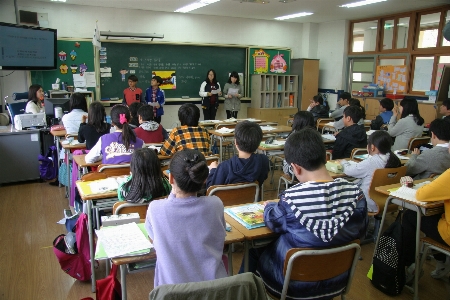 Foto Ruang pendidikan kelas anak-anak