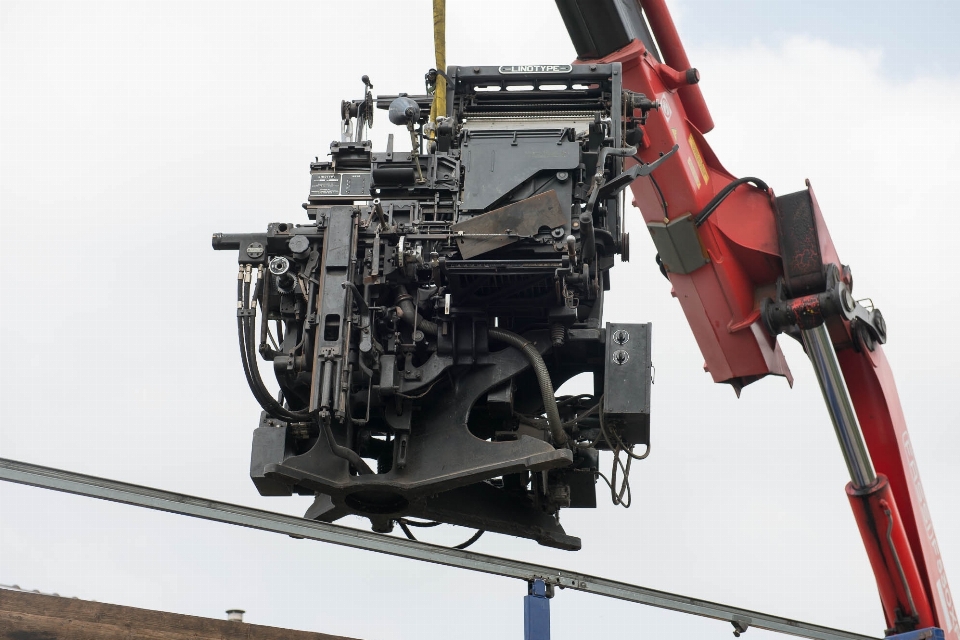 Véhicule typographie industriel machine