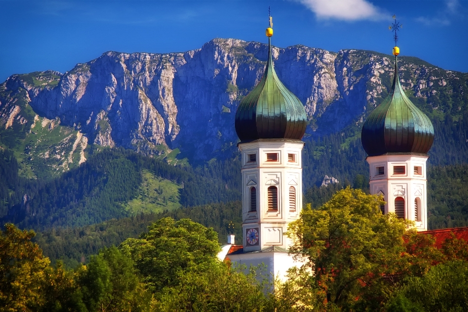 Nature montagne architecture château
