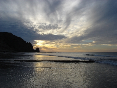 Foto Pantai laut pesisir rock