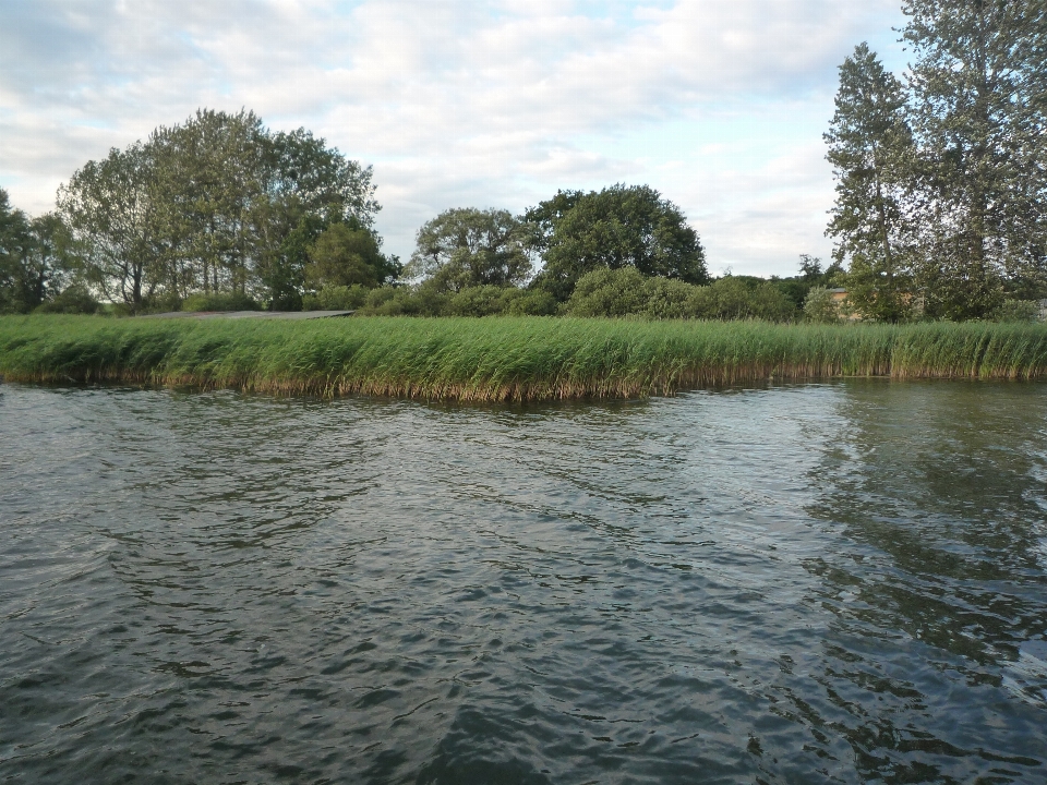 Agua naturaleza bote lago