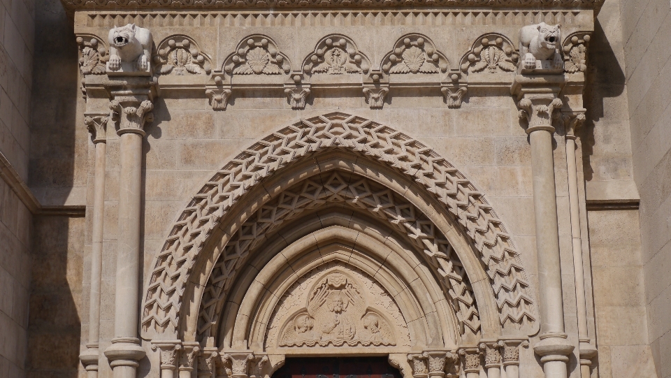 Architettura edificio palazzo arco