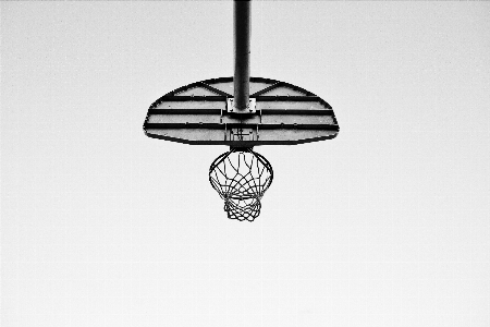 Photo Noir et blanc
 plafond basket-ball lampe