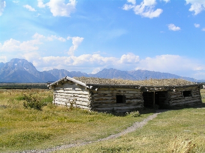 Landscape grass mountain sky Photo