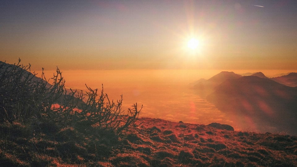 Sea horizon mountain cloud