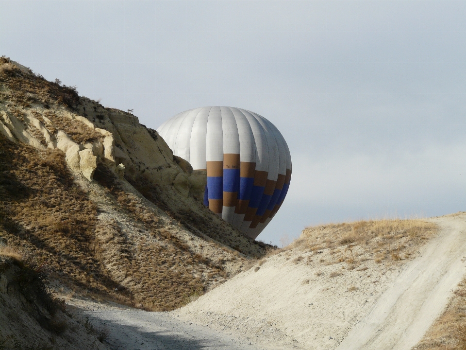 Mar areia balão de ar quente veículo