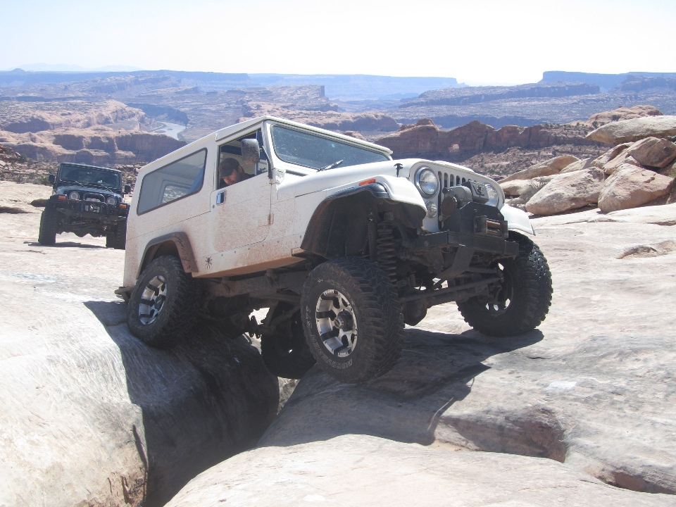 Paysage voiture roue jeep