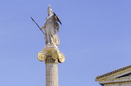 Photo Structure monument l'europe  statue