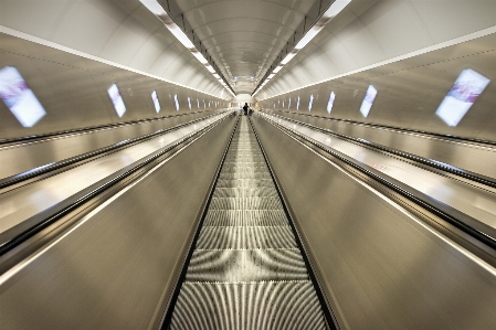 Light tube perspective tunnel Photo