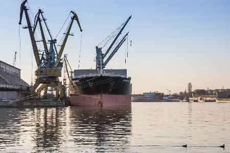 Sea water dock boat Photo