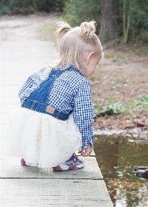 Photo Fille blanc pont modèle