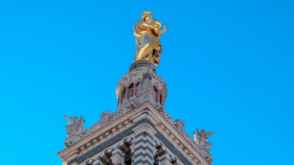 Monument france statue tower