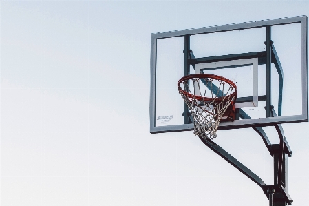 Glas basketball ausrüstung Übung Foto