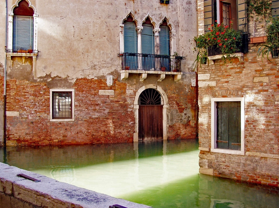 água estrada casa janela