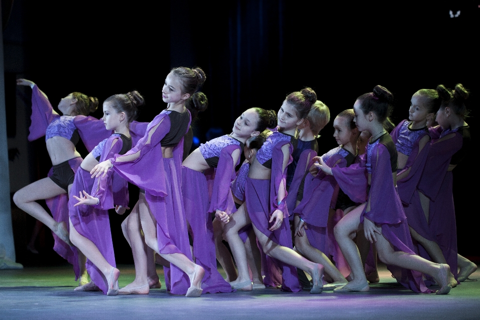 Group concert dance ballet