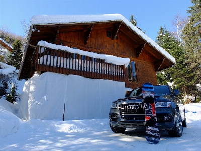 Snow winter car hut Photo