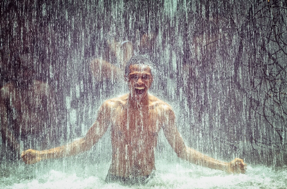 Air alam terjun hujan