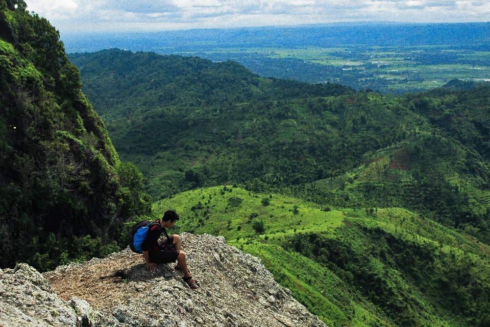 Hombre paisaje naturaleza bosque