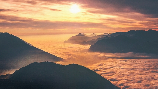 Sea horizon mountain cloud Photo